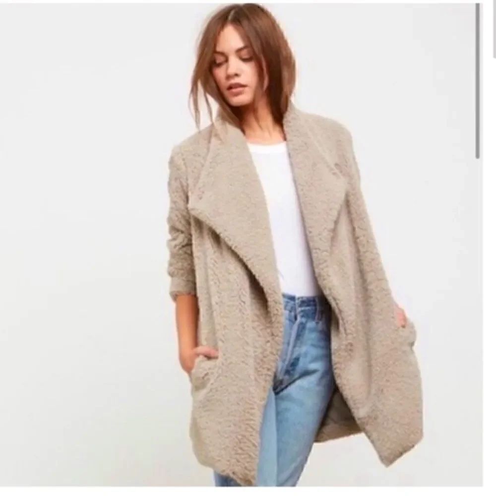 BB Dakota oversized teddy jacket